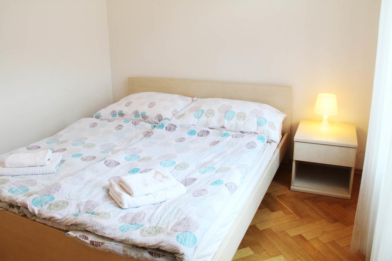 Residence Kostnicke Square プラハ エクステリア 写真