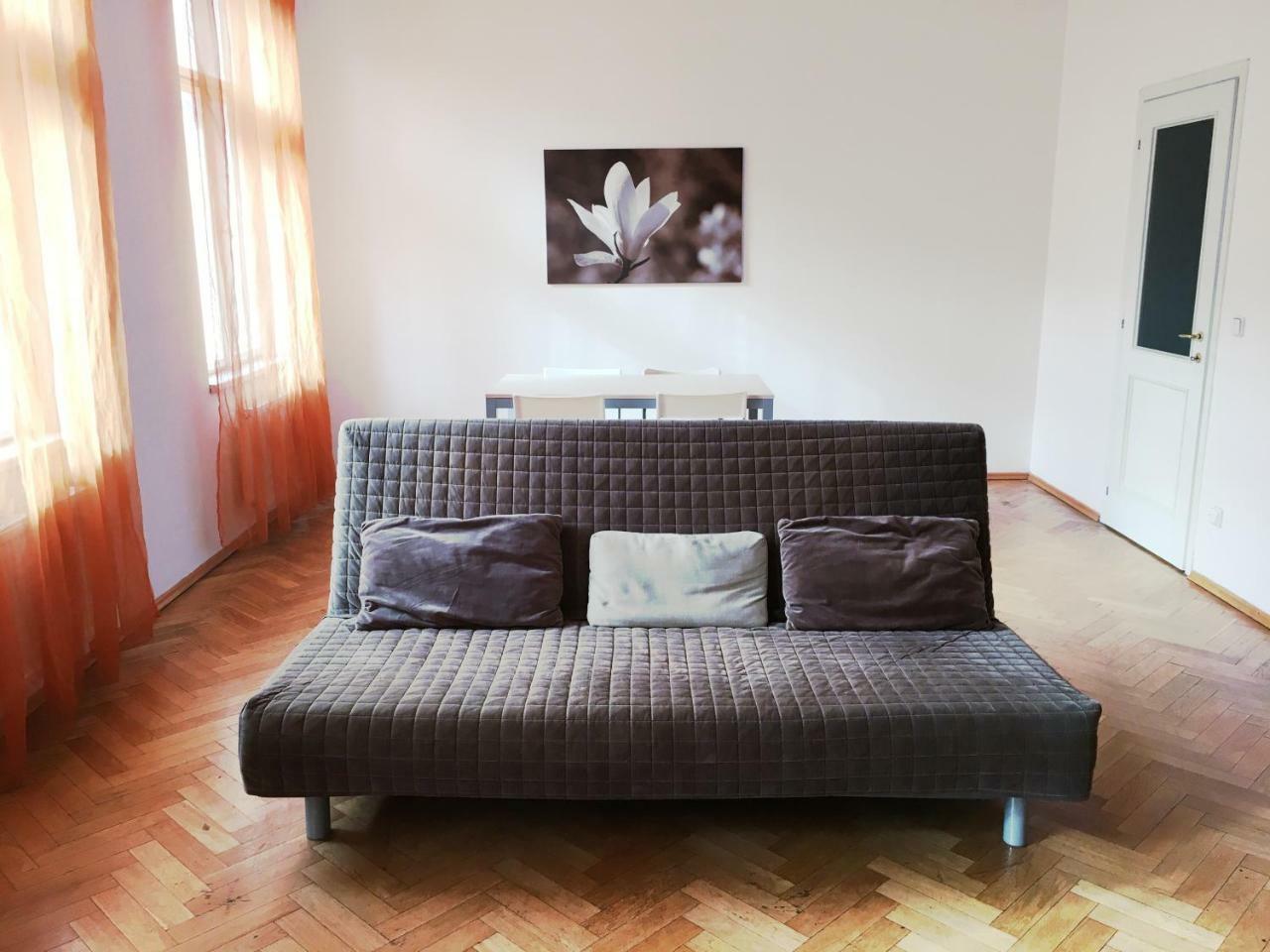 Residence Kostnicke Square プラハ エクステリア 写真