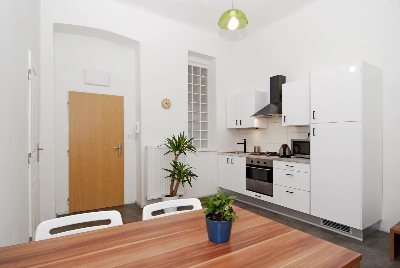Residence Kostnicke Square プラハ エクステリア 写真